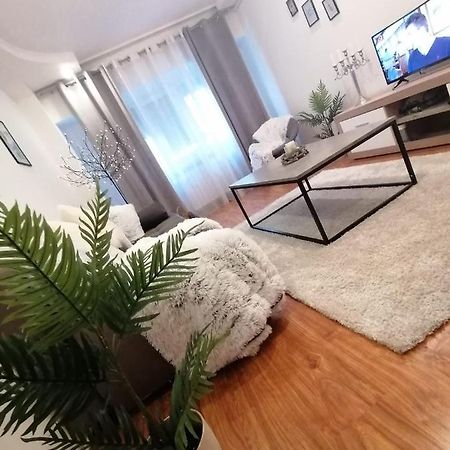 Masaryss Apartament Тульча Екстер'єр фото