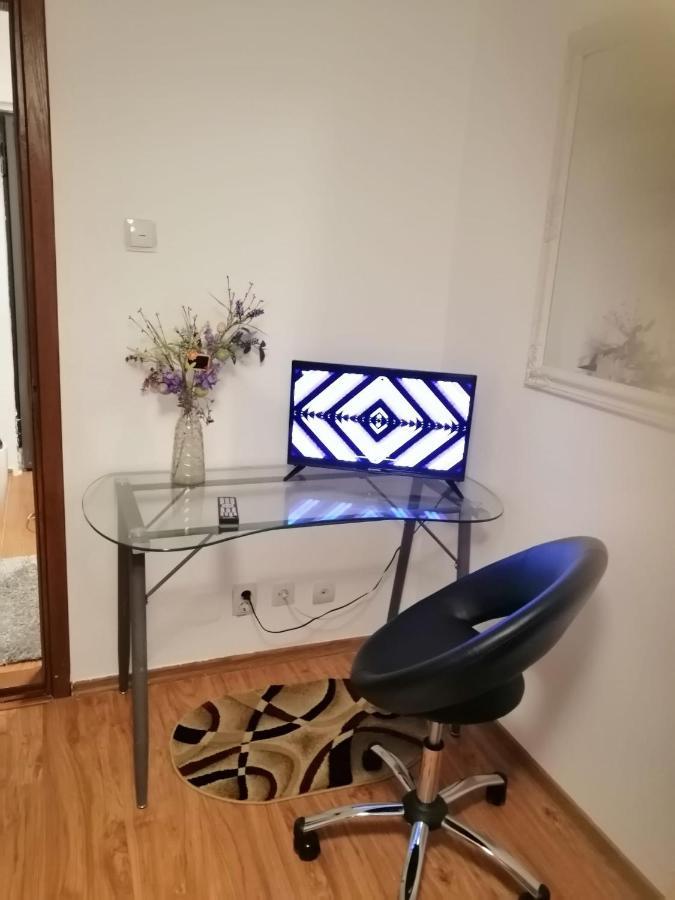 Masaryss Apartament Тульча Екстер'єр фото